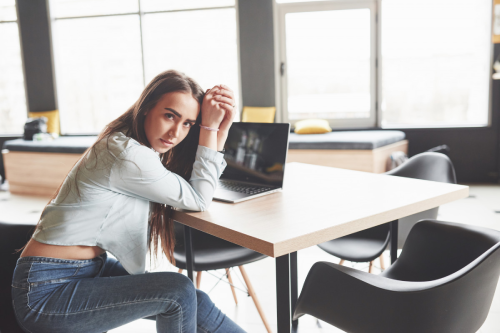 Ace Your Job Interview: 10 Powerful Questions and Answers to Land the Job